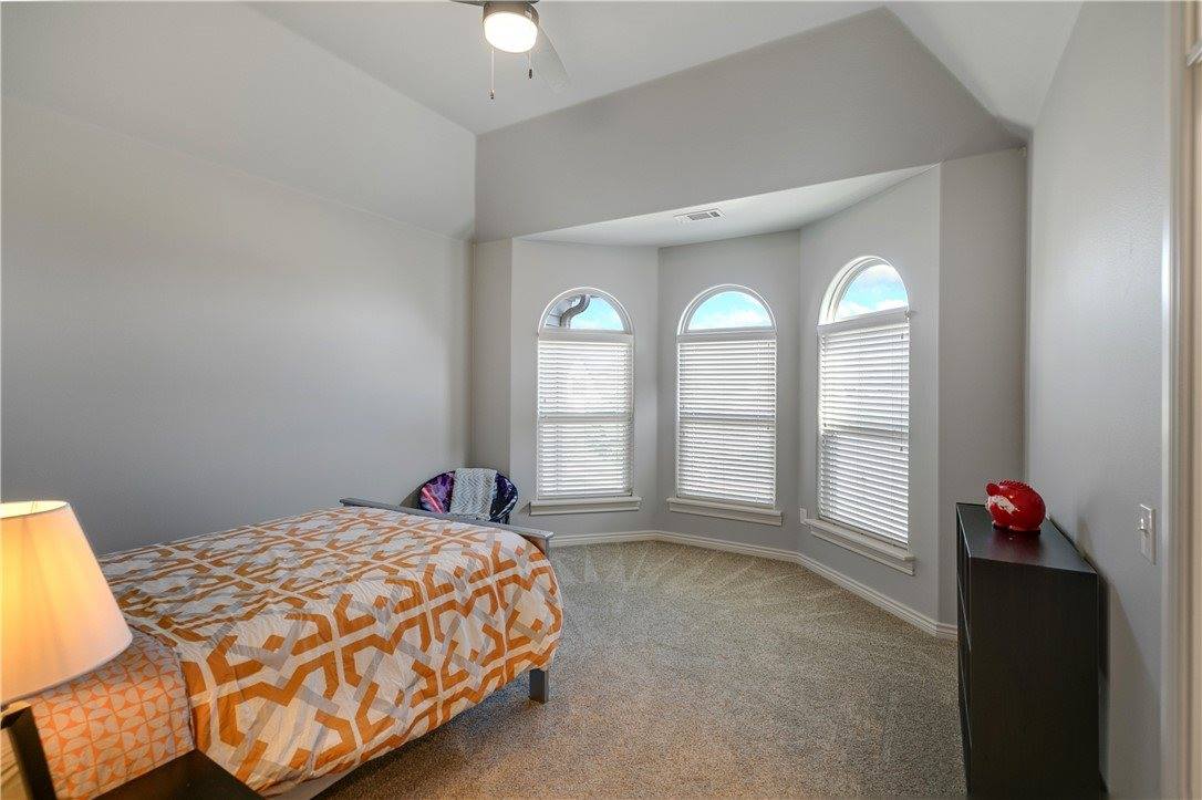 11896 Lakenheath Drive, Bentonville, AR 72712