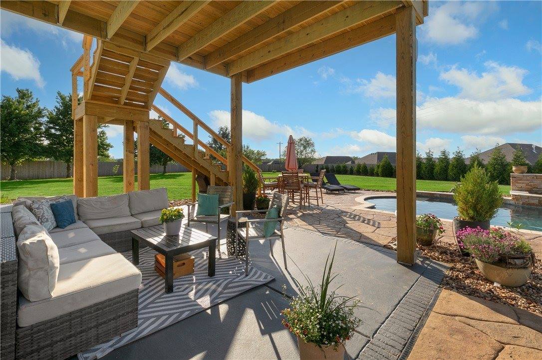 11896 Lakenheath Drive, Bentonville, AR 72712