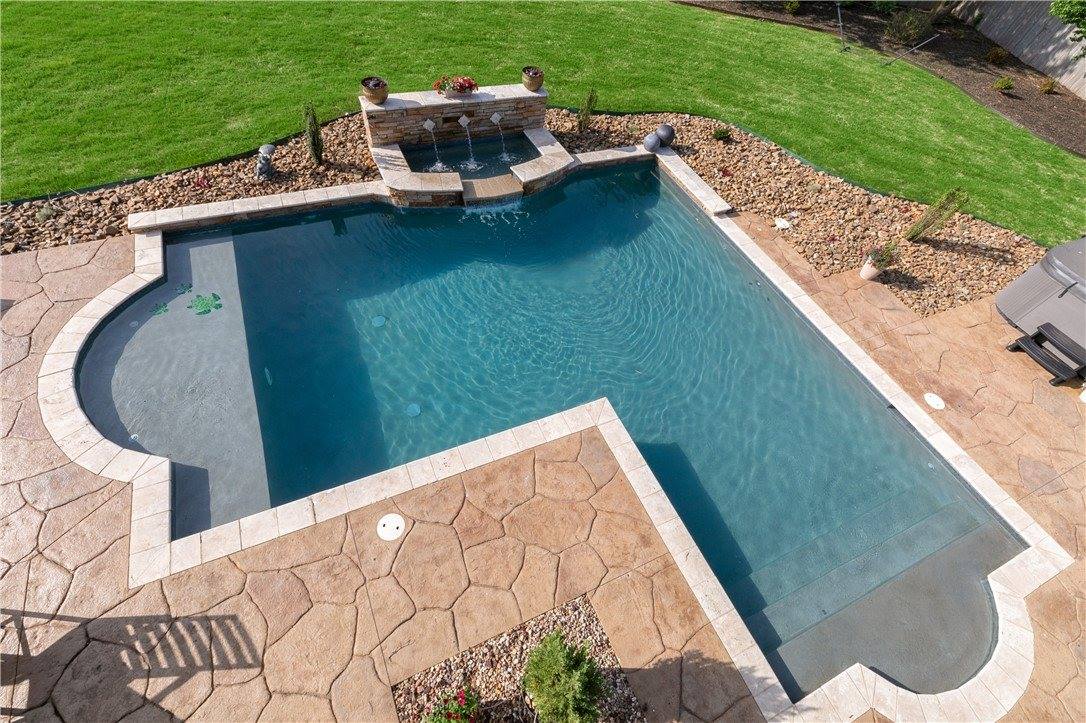 11896 Lakenheath Drive, Bentonville, AR 72712