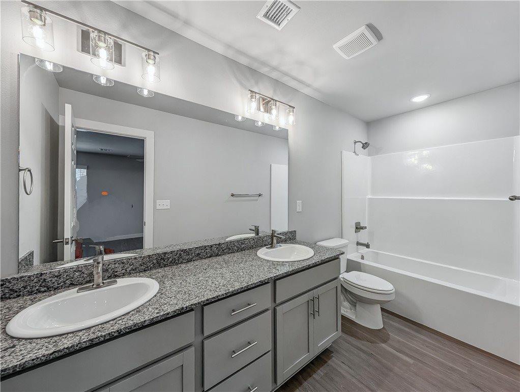 6501 & 6503 Kathleen Street, Bentonville, AR 72713