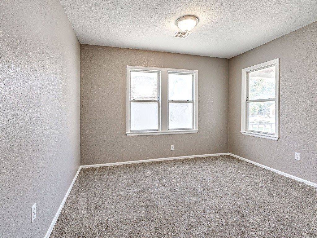 1217 North Market Avenue, Shawnee, OK 74801