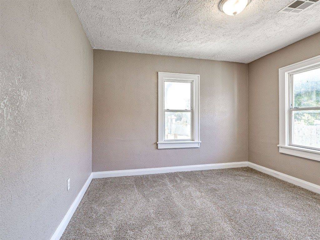 1217 North Market Avenue, Shawnee, OK 74801