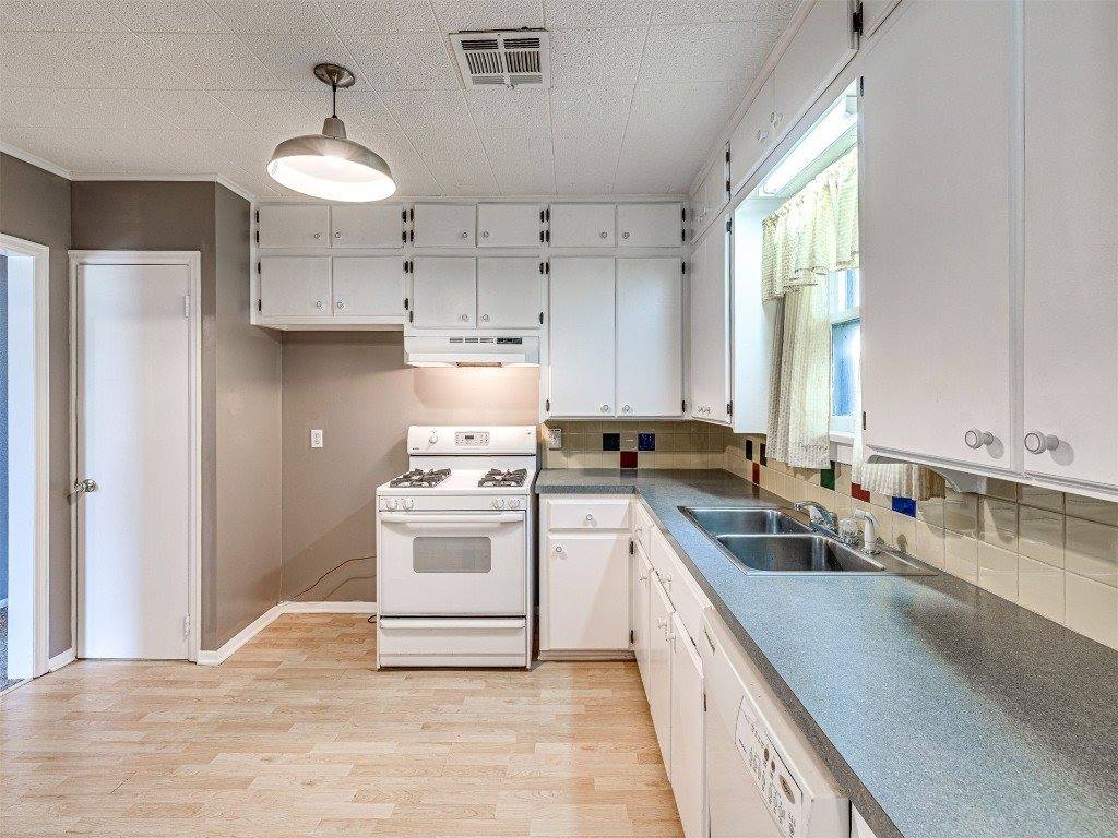 1217 North Market Avenue, Shawnee, OK 74801