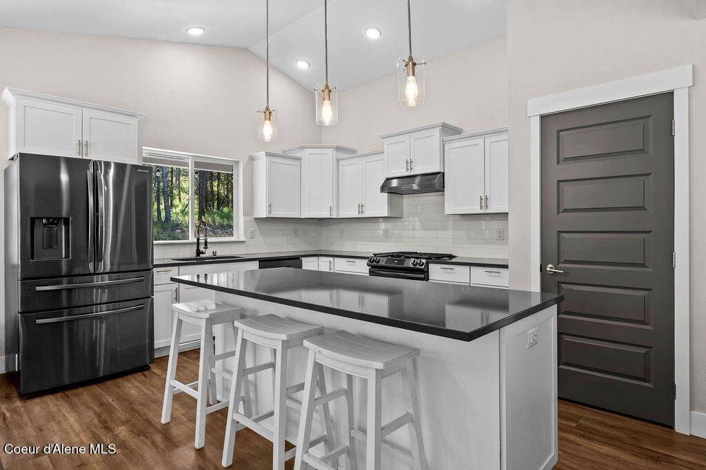 31500 North Tiara Lane, Athol, ID 83801