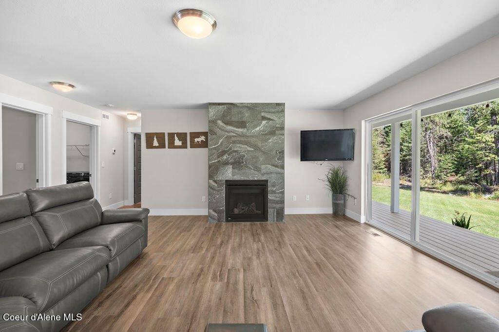 31500 North Tiara Lane, Athol, ID 83801