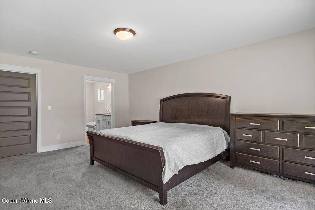 31500 North Tiara Lane, Athol, ID 83801