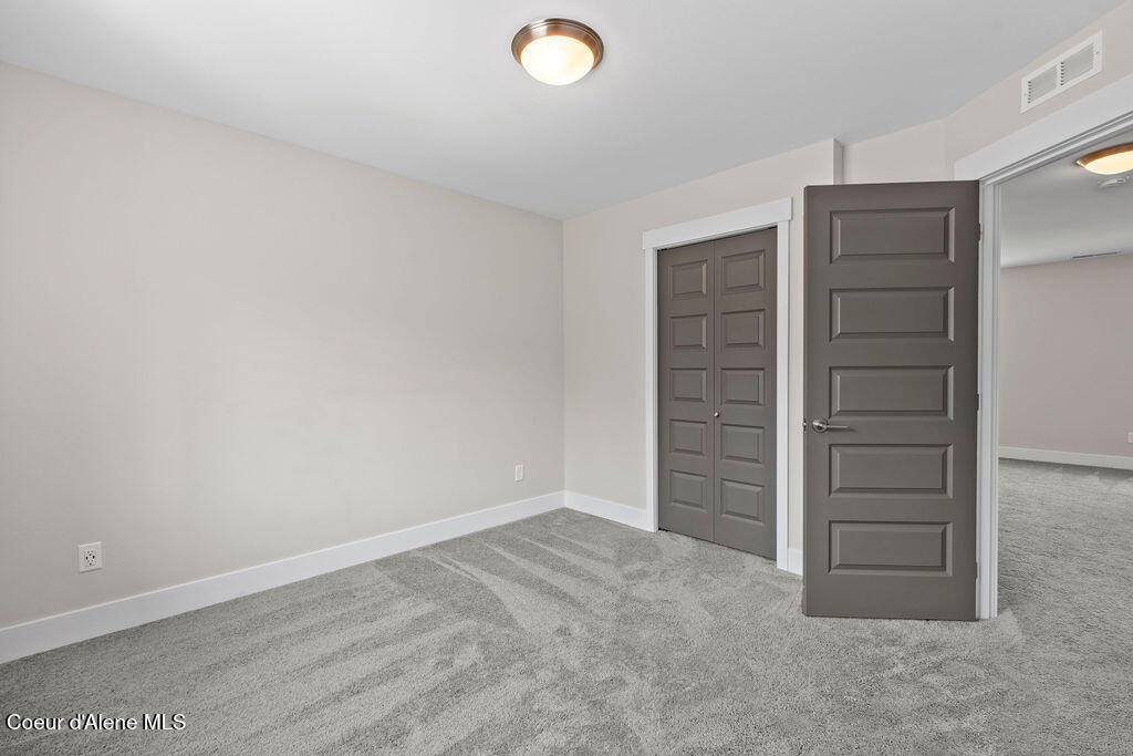 31500 North Tiara Lane, Athol, ID 83801