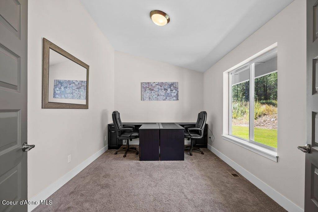 31500 North Tiara Lane, Athol, ID 83801