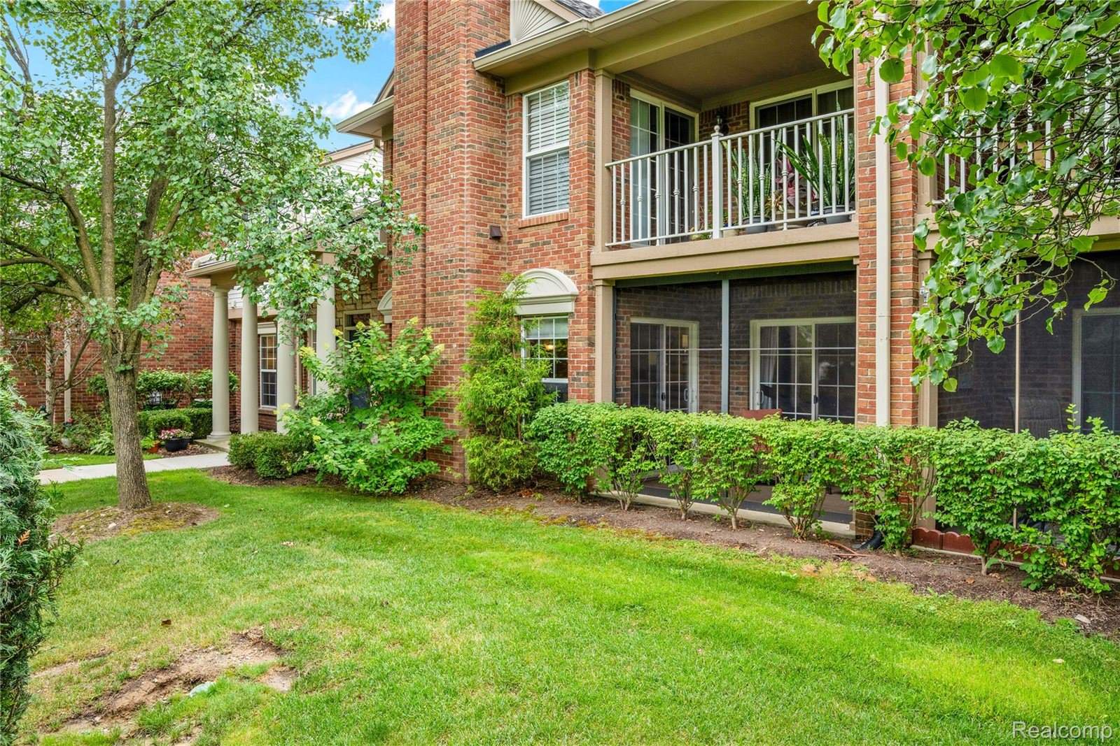 3388 Tremonte Circle North, RochesterCity_Oakland, MI 48306