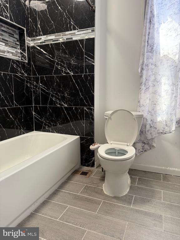 2105 Barclay Street, Baltimore, MD 21218