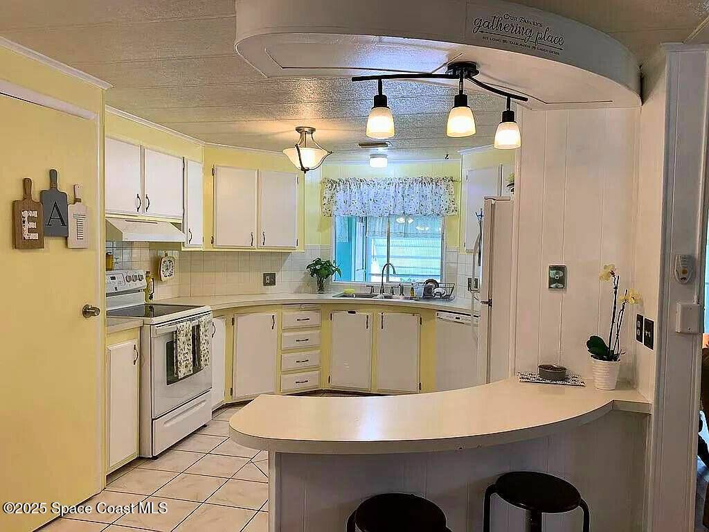 550 Ruth Circle, Melbourne, FL 32904