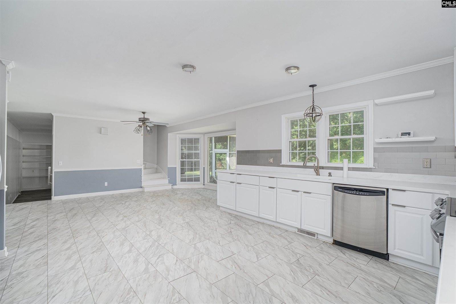 62 Dogwood Acres Trail, Saint Matthews, SC 29135