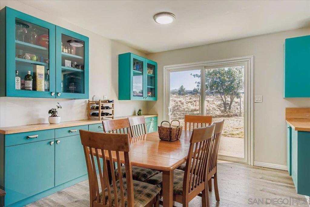 992 Ednabelle Ct, El Cajon, CA 92021