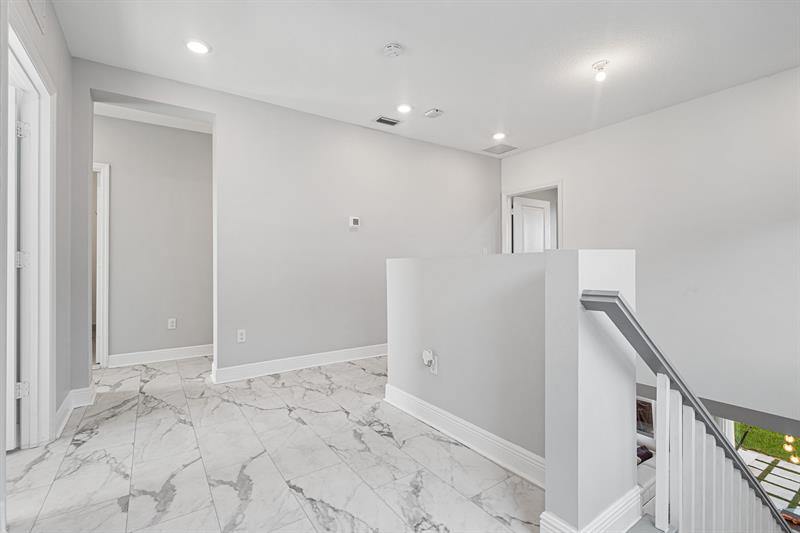 4350 Veleiros Ave, Deerfield Beach, FL 33064