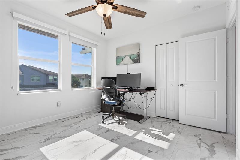 4350 Veleiros Ave, Deerfield Beach, FL 33064