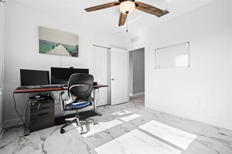 4350 Veleiros Ave, Deerfield Beach, FL 33064