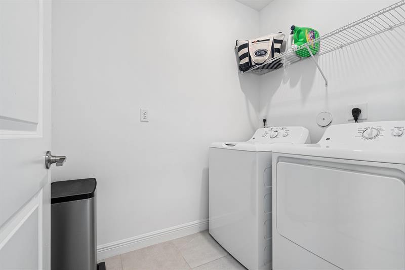 4350 Veleiros Ave, Deerfield Beach, FL 33064