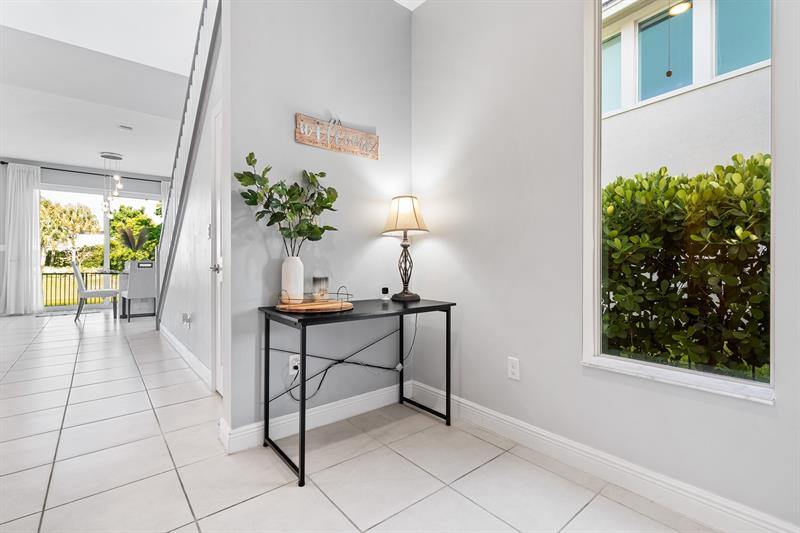 4350 Veleiros Ave, Deerfield Beach, FL 33064