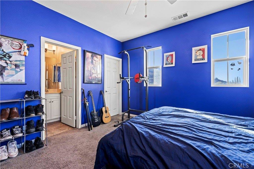 20556 Suzie Lane, Saugus, CA 91350