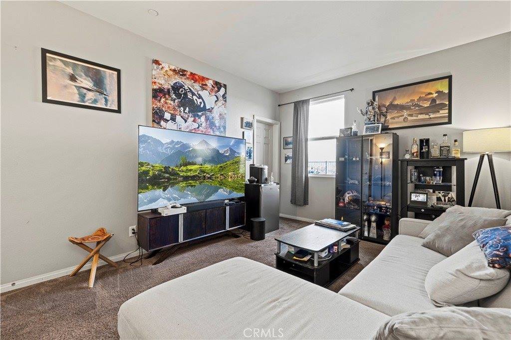 20556 Suzie Lane, Saugus, CA 91350