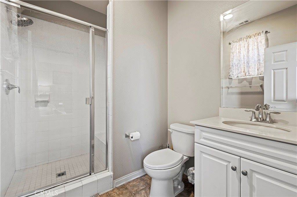 20556 Suzie Lane, Saugus, CA 91350