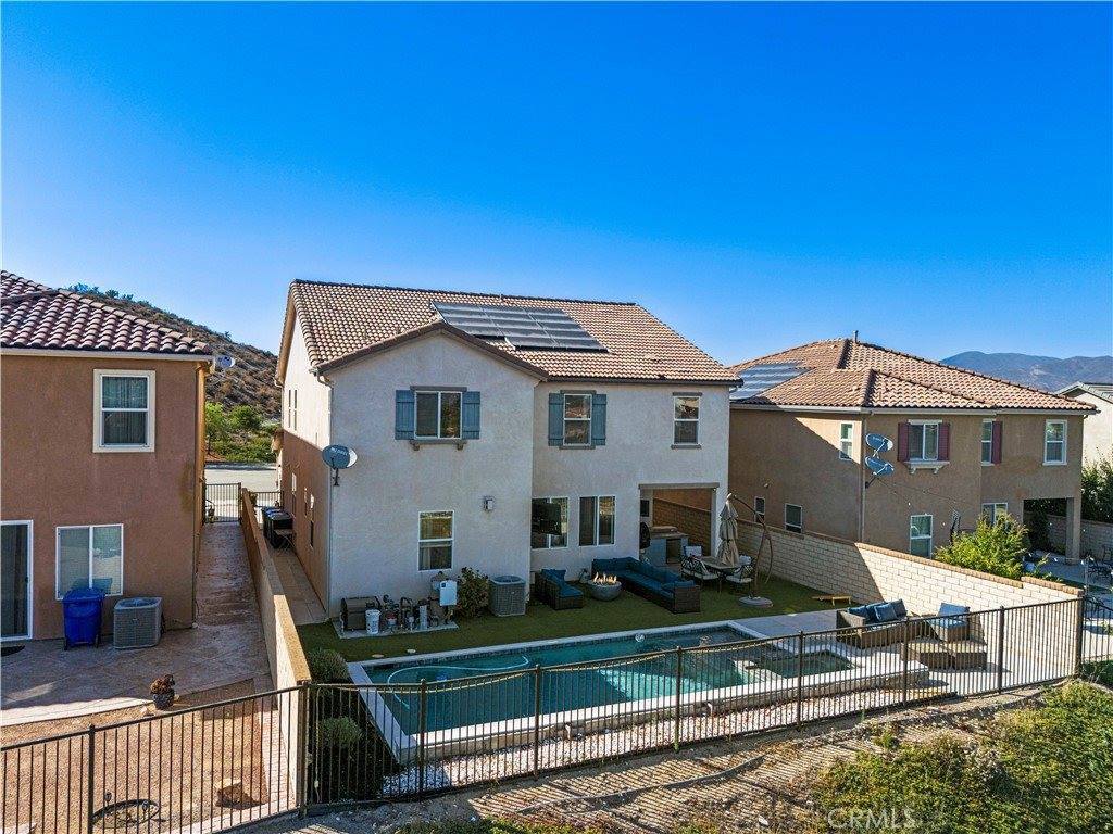 20556 Suzie Lane, Saugus, CA 91350