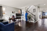 20556 Suzie Lane, Saugus, CA 91350