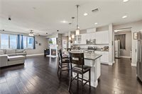 20556 Suzie Lane, Saugus, CA 91350