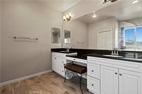 20556 Suzie Lane, Saugus, CA 91350