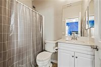 20556 Suzie Lane, Saugus, CA 91350