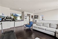 20556 Suzie Lane, Saugus, CA 91350