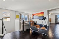 20556 Suzie Lane, Saugus, CA 91350