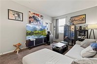 20556 Suzie Lane, Saugus, CA 91350