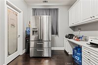 20556 Suzie Lane, Saugus, CA 91350