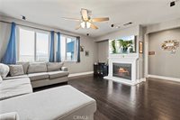 20556 Suzie Lane, Saugus, CA 91350