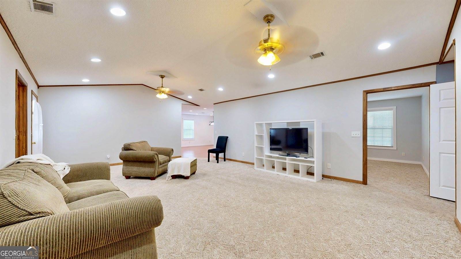 4525 Oakview Road, Waycross, GA 31503