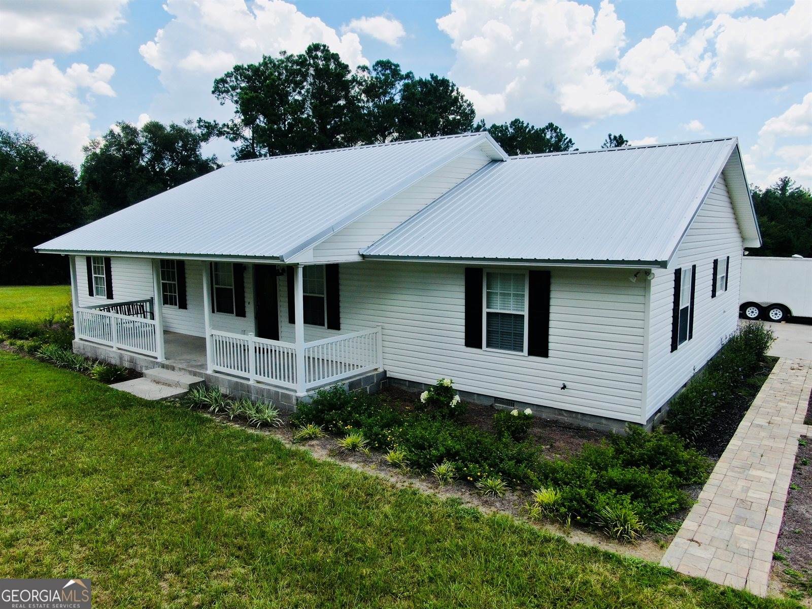 4525 Oakview Road, Waycross, GA 31503