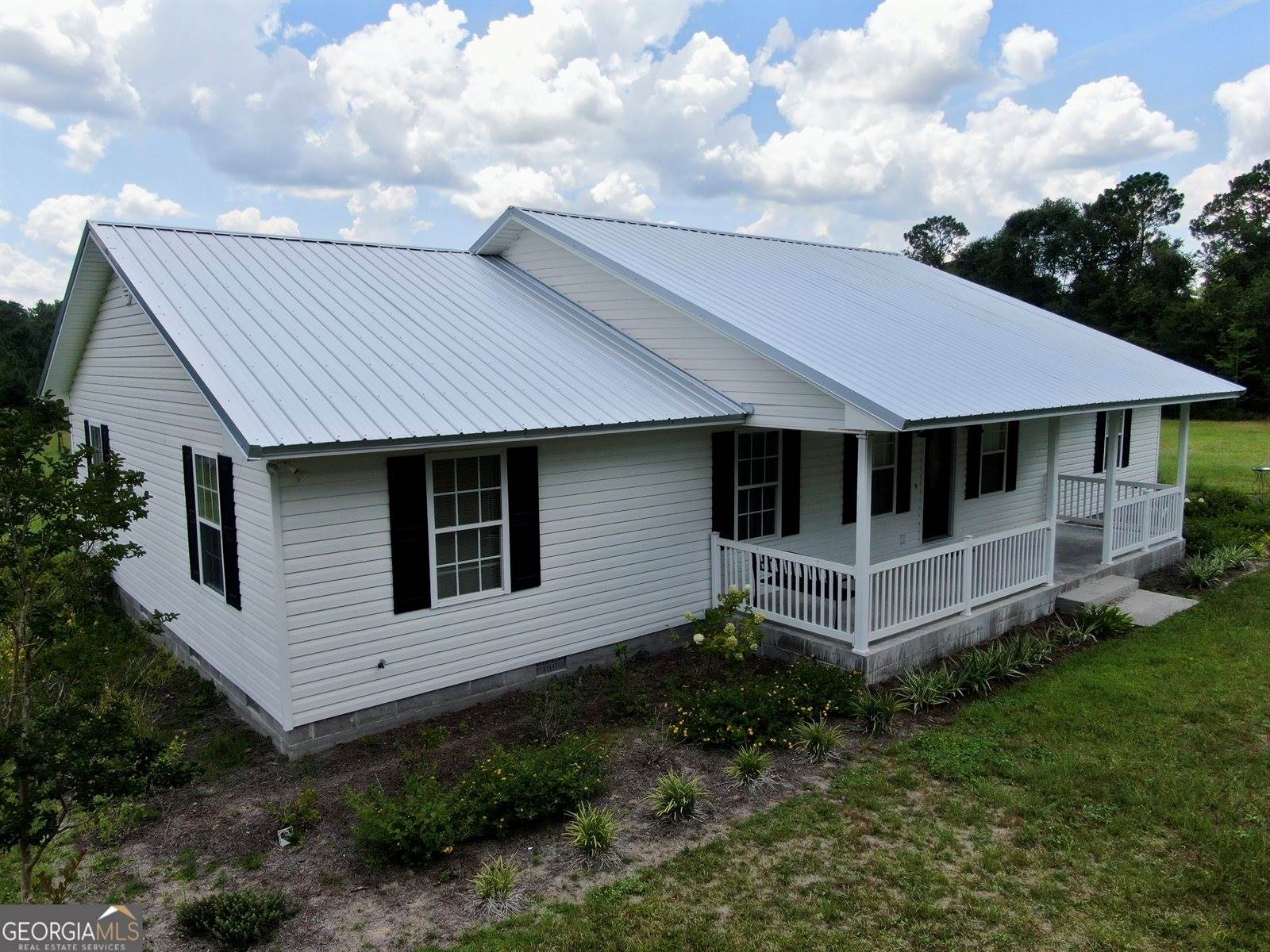 4525 Oakview Road, Waycross, GA 31503