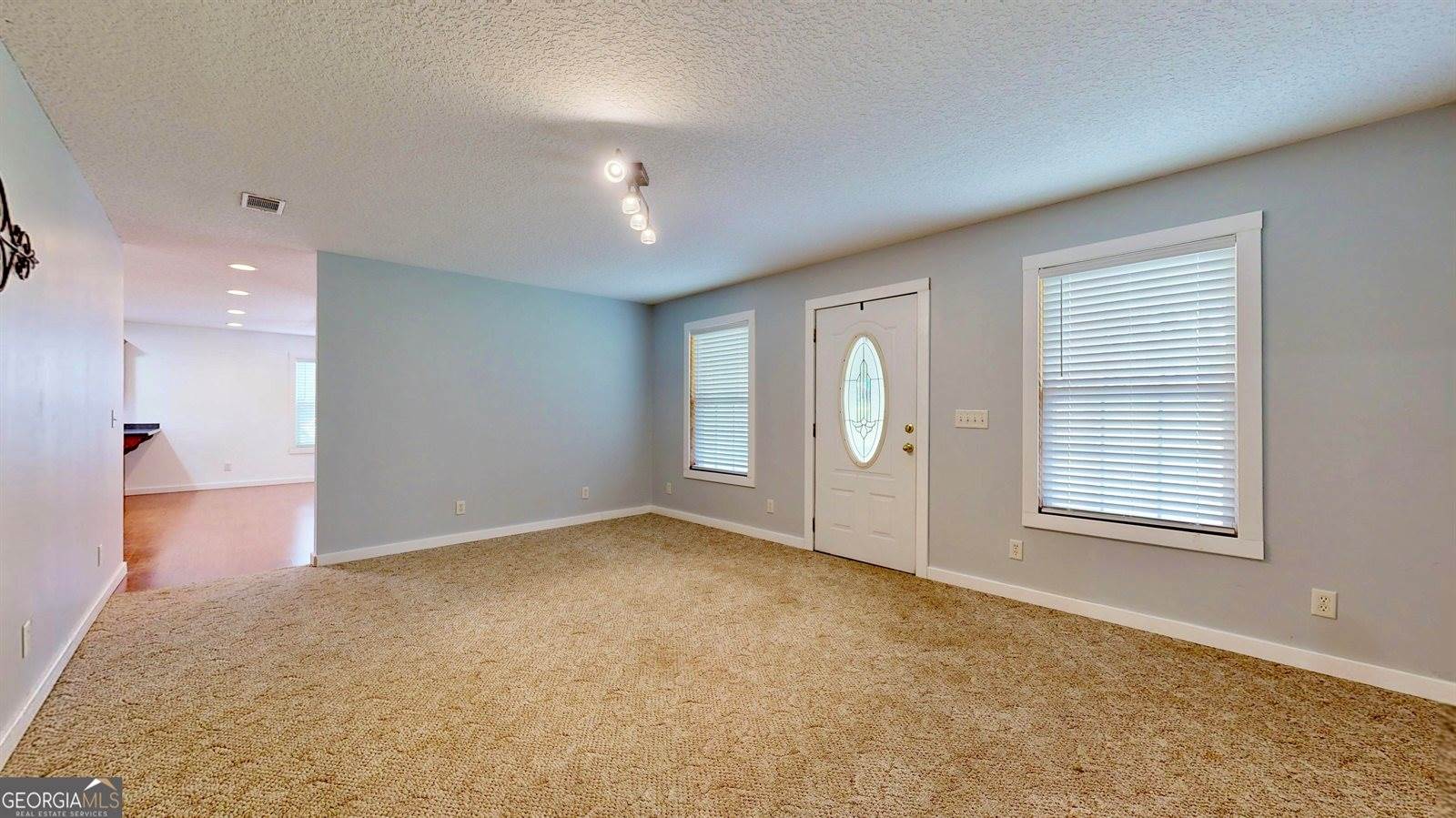 4525 Oakview Road, Waycross, GA 31503