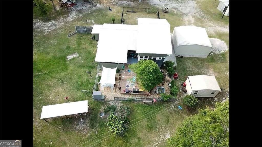 7461 Blue Lake Circle, Blackshear, GA 31516