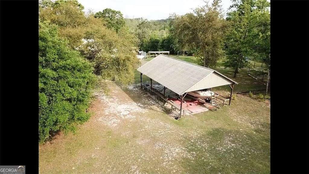 7461 Blue Lake Circle, Blackshear, GA 31516