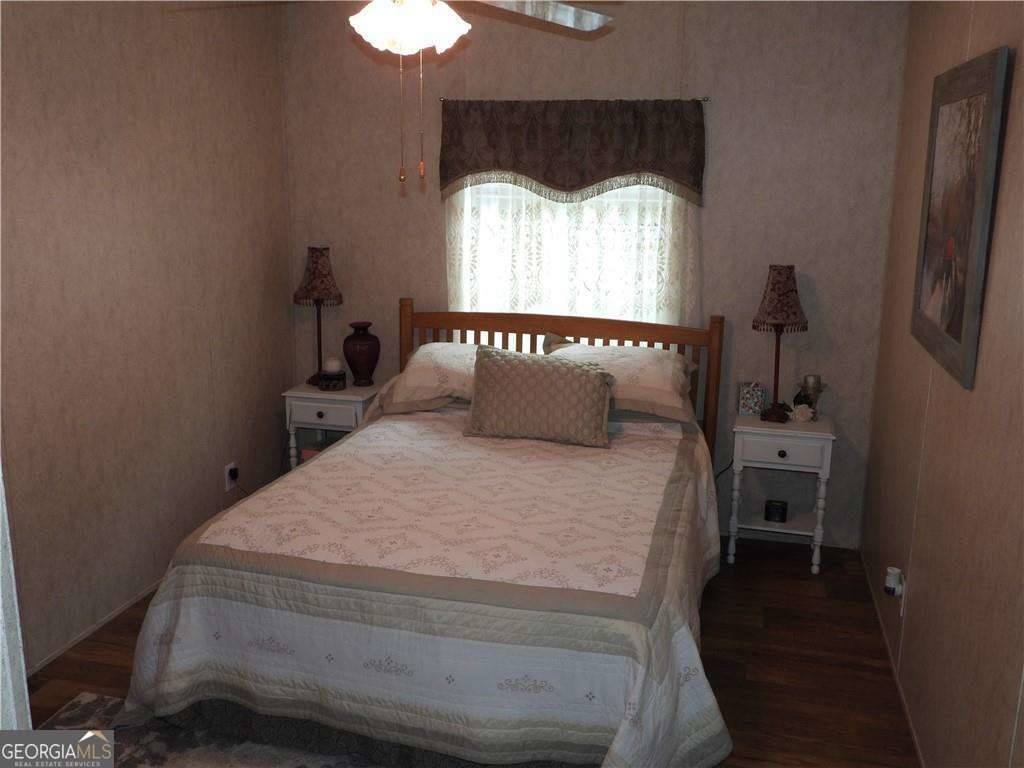 57 Lynn Holly Drive, Hoboken, GA 31542