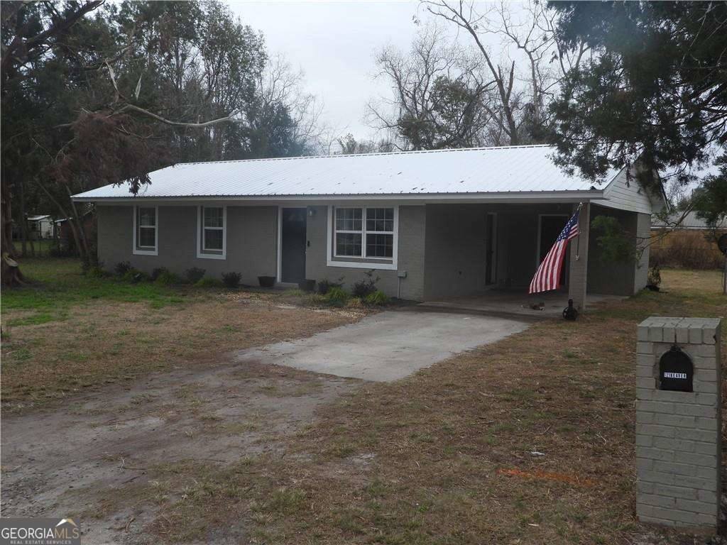 121 Beaver Drive, Blackshear, GA 31516
