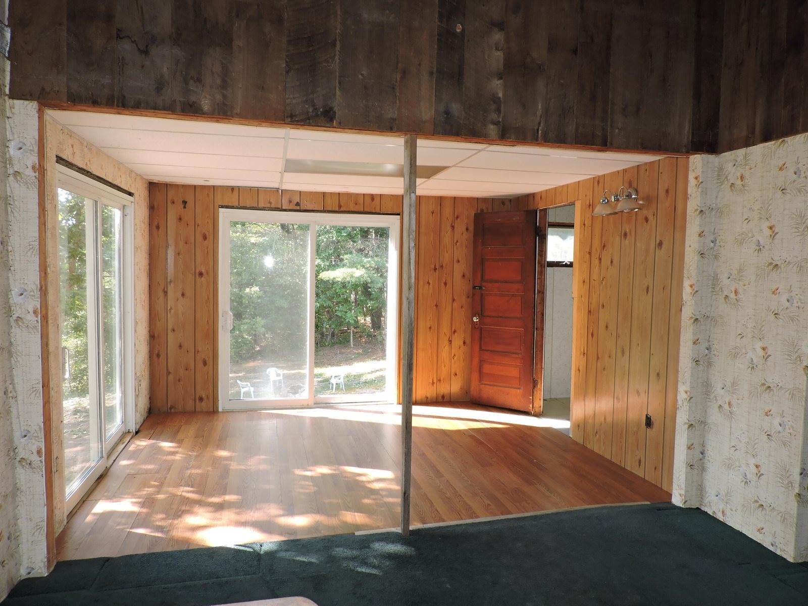 377 South Hunts Meadow Road, Whitefield, ME 04353