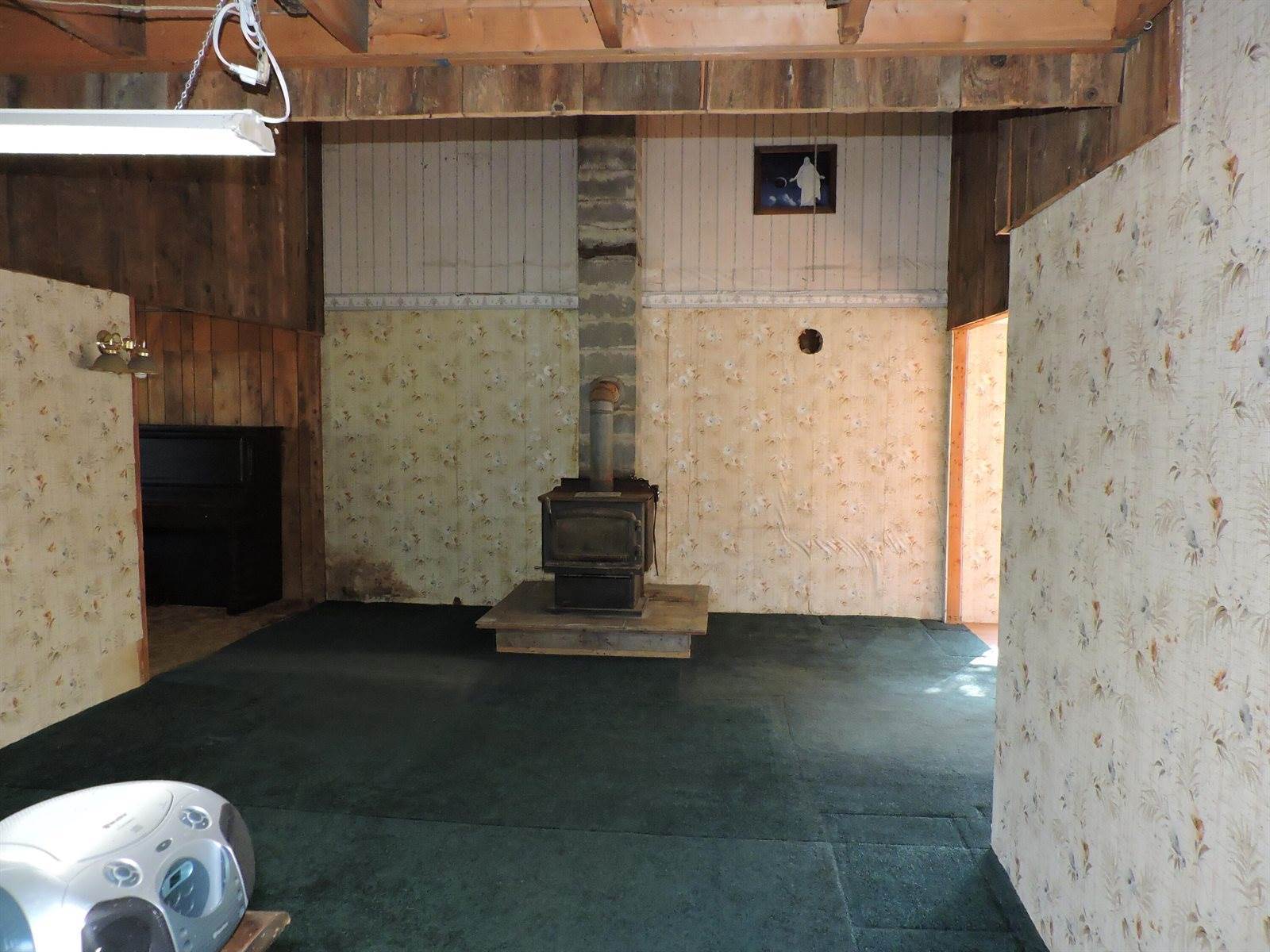 377 South Hunts Meadow Road, Whitefield, ME 04353