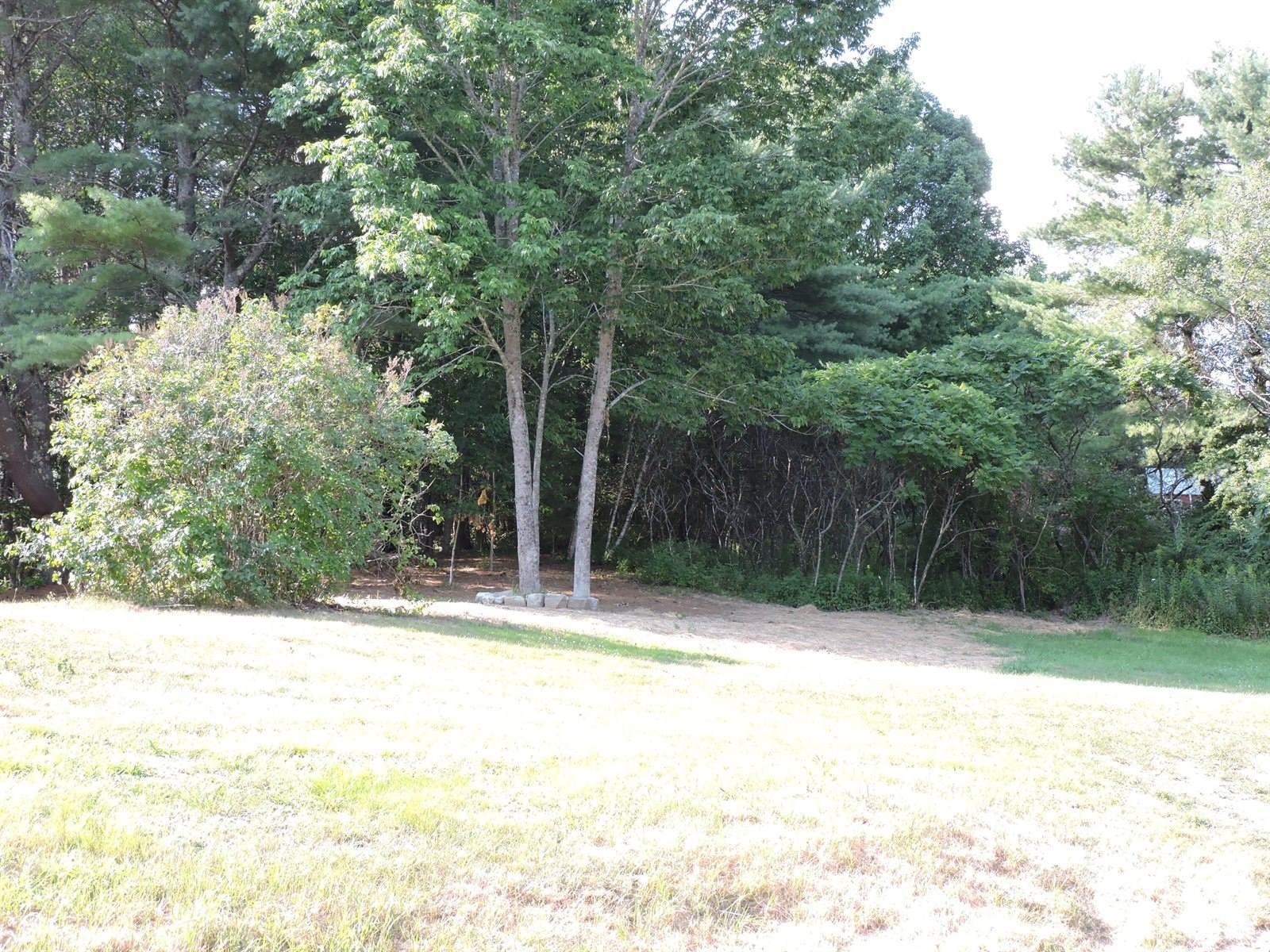 377 South Hunts Meadow Road, Whitefield, ME 04353