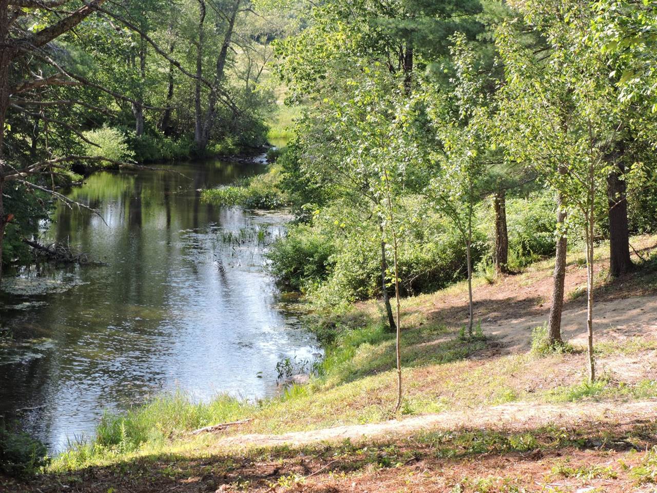 377 South Hunts Meadow Road, Whitefield, ME 04353