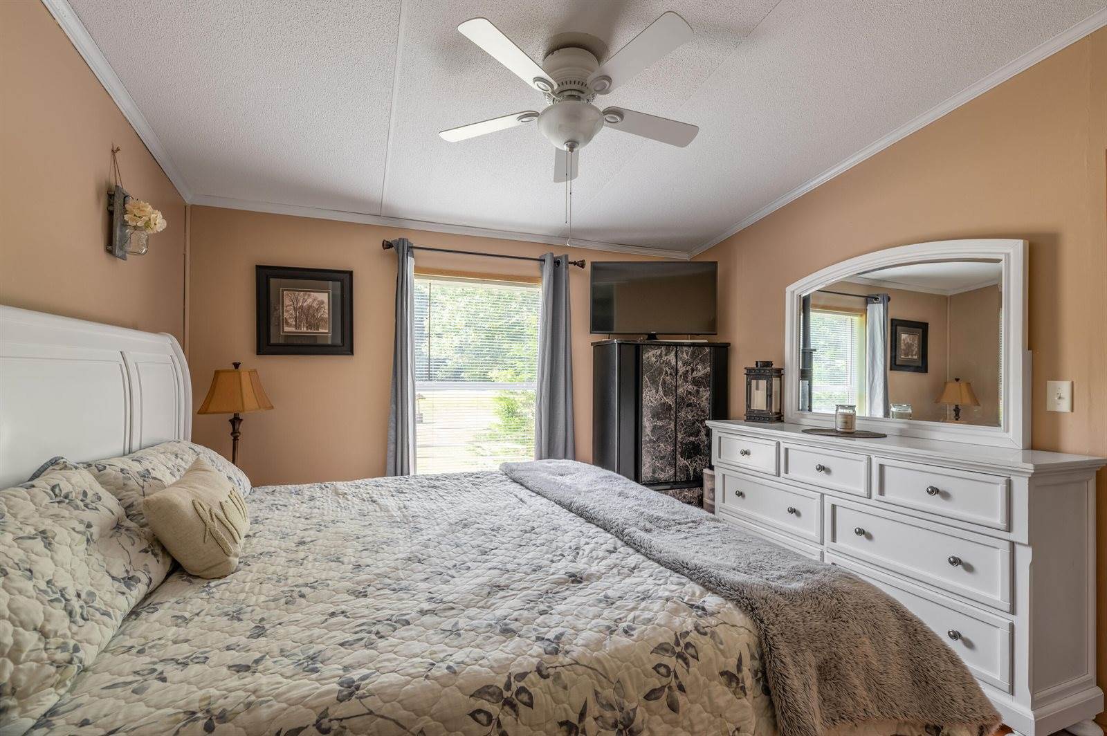 57 Forest Hills Drive, Levant, ME 04456