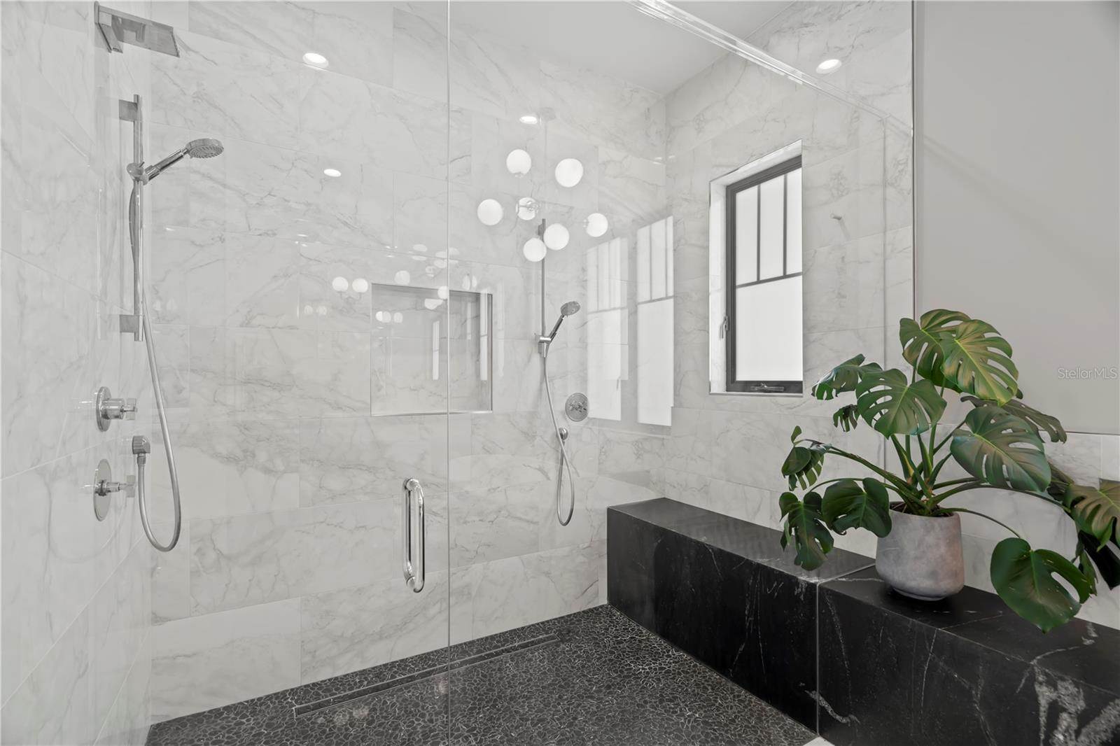 7949 2ND Avenue South, Saint Petersburg, FL 33707