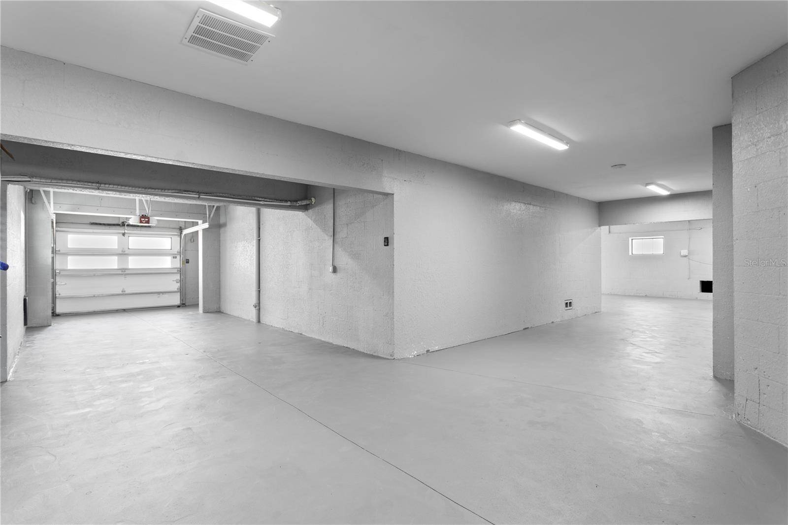 7949 2ND Avenue South, Saint Petersburg, FL 33707